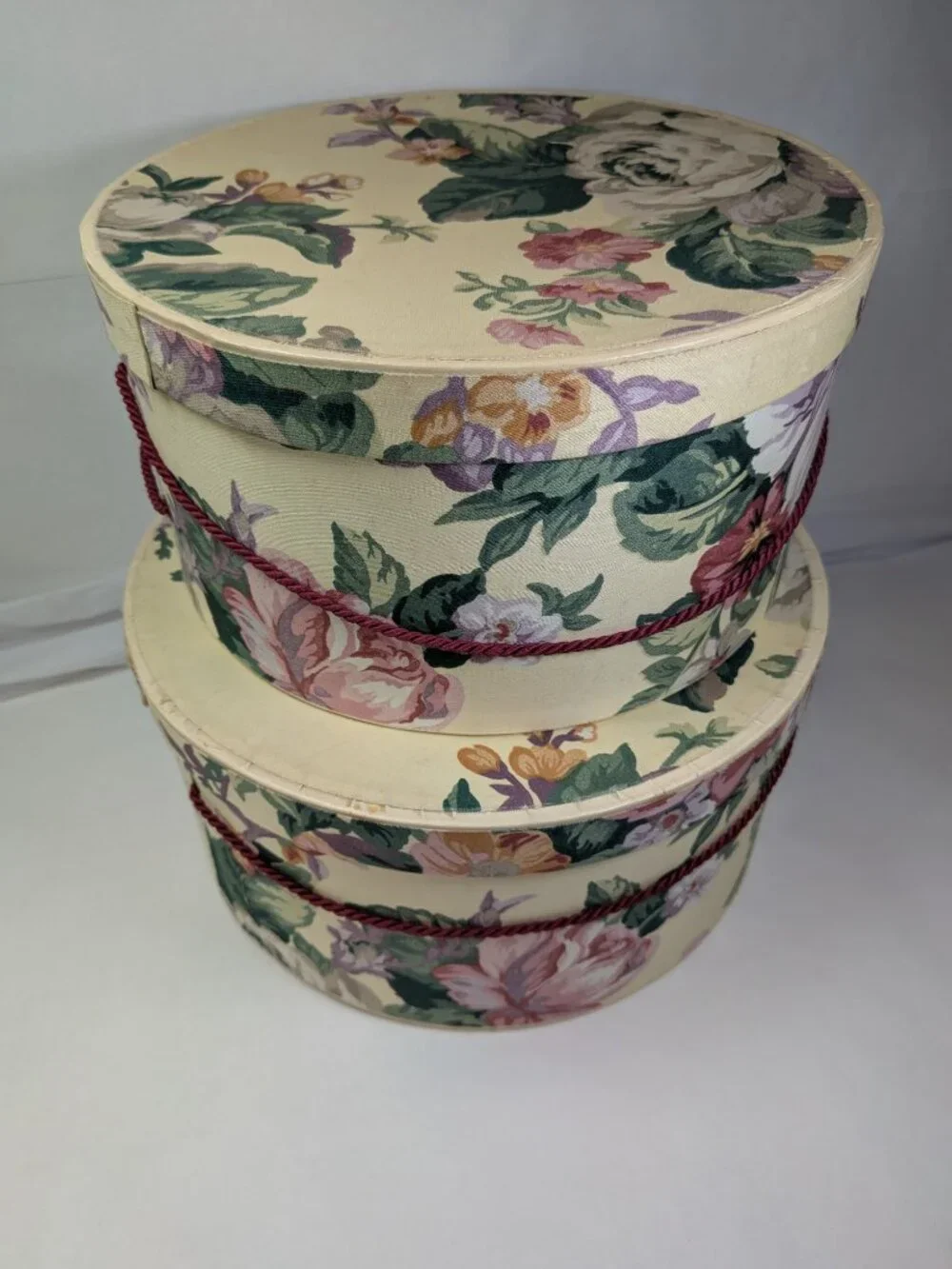 Vintage Seasons Inc charming set